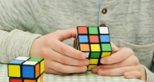 دورة تعلم حل مكعب الروبيك مقدمة Rubik's Cube Tutorial 3x3x3 #01...بقلم: عزالدين هيثم..موقع مقال